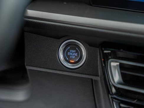 Used 2024 Chevrolet Traverse LS w/ Midnight/Sport Edition image 25