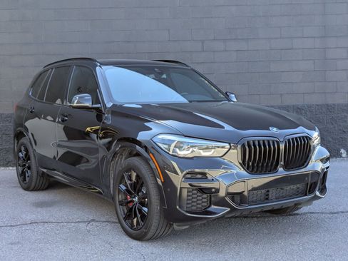 Used 2022 BMW X5 M50i w/ Parking Assistance Package image 3