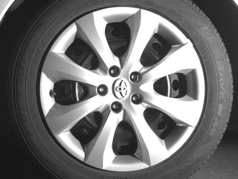 Used 2025 Toyota Corolla LE FWD image 12