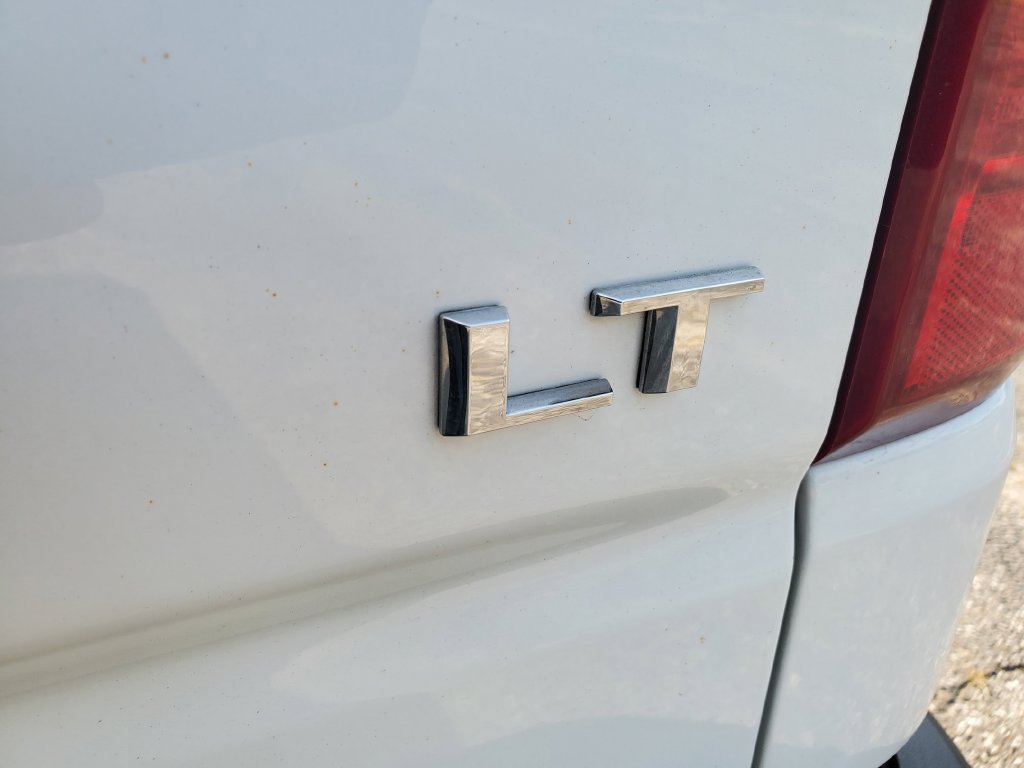 Used 2024 Chevrolet Silverado 1500 LT AWD/4WD image 6
