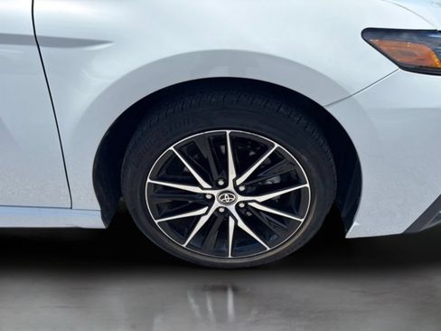 Used 2024 Toyota Camry SE FWD image 33