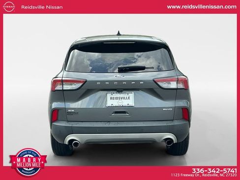 Used 2022 Ford Escape SE AWD/4WD image 5