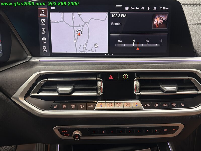 Used 2022 BMW X7 xDrive40i w/ Parking Assistance Package AWD/4WD image 11