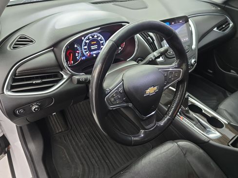 Used 2020 Chevrolet Malibu Premier image 15