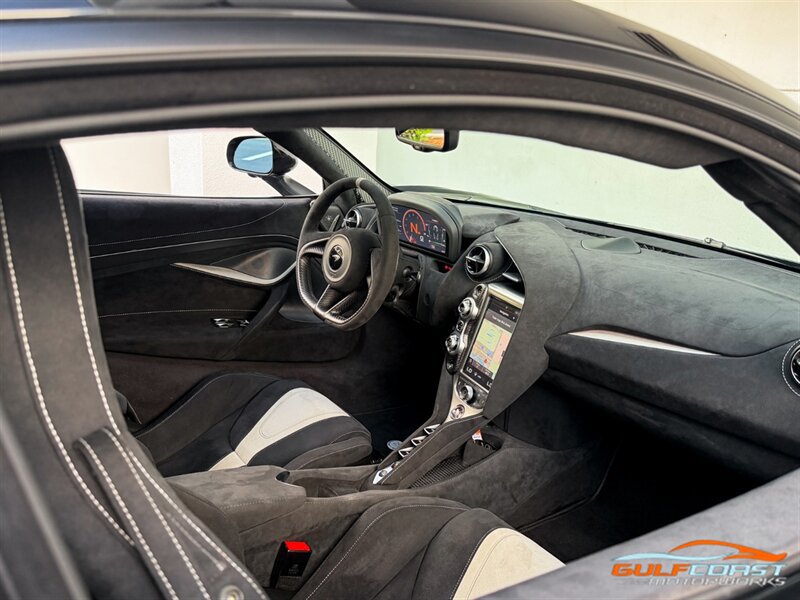 Used 2021 McLaren 720S Performance RWD image 29