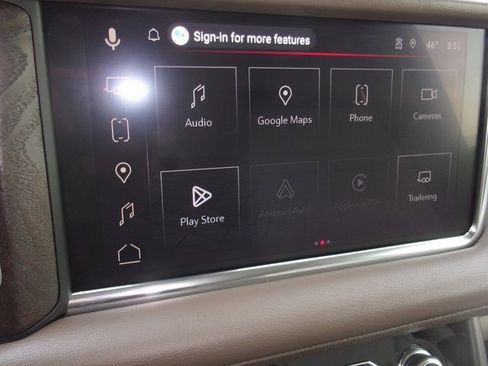 Used 2024 GMC Yukon XL Denali w/ Advanced Technology Package image 28