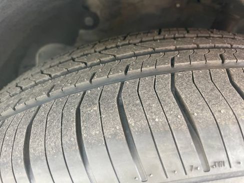 Used 2025 Honda CR-V EX-L image 31