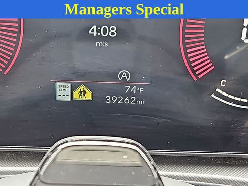 Used 2025 Hyundai Santa Fe SEL AWD/4WD image 19