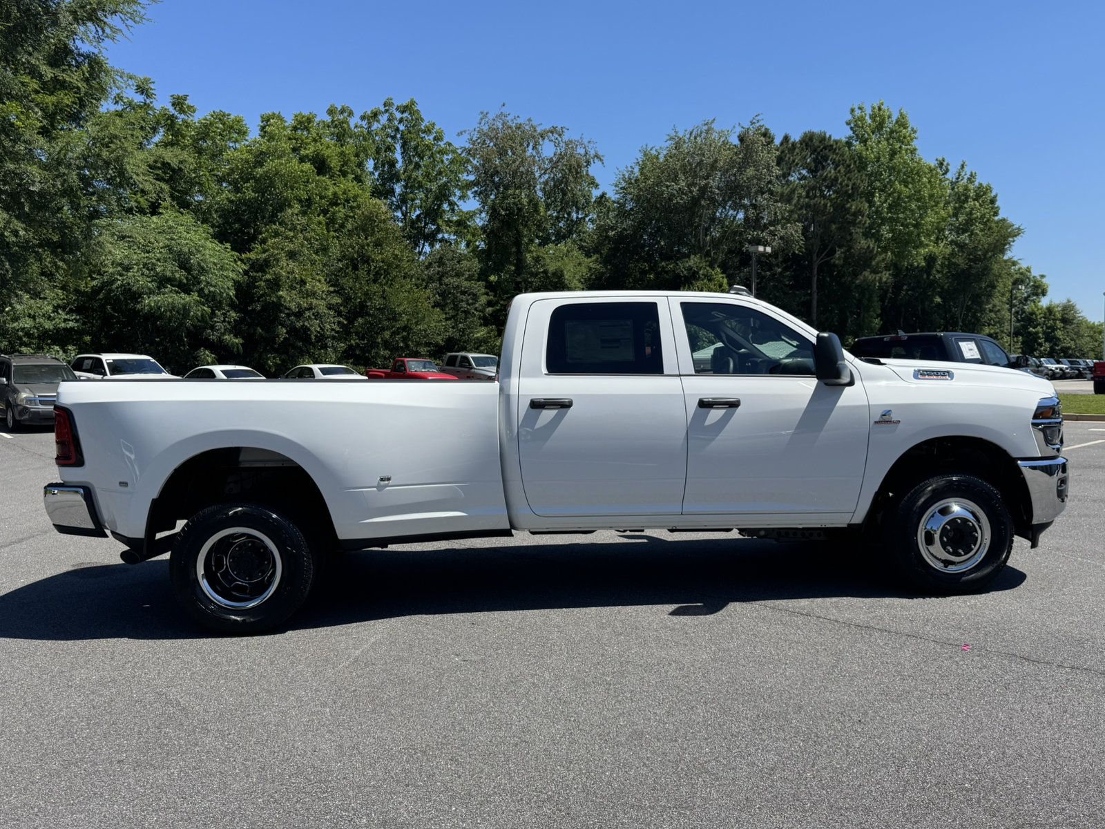 New 2026 RAM 3500 Tradesman w/ Chrome Appearance Group A AWD/4WD image 4