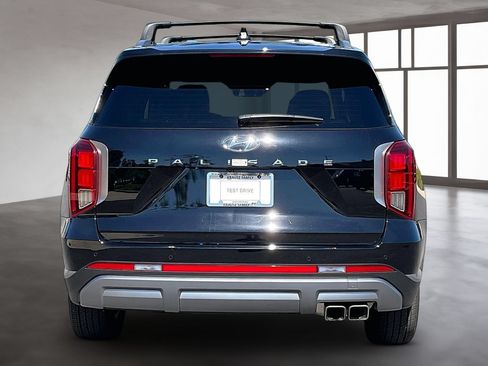 Used 2025 Hyundai Palisade SEL FWD image 5