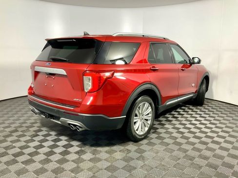 Used 2021 Ford Explorer King Ranch w/ Premium Technology Package image 16