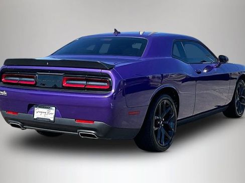 Used 2023 Dodge Challenger SXT w/ Blacktop Package image 5