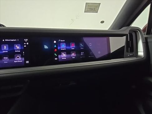 Certified 2026 Porsche Cayenne image 25