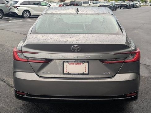 Used 2025 Toyota Camry XLE FWD image 6