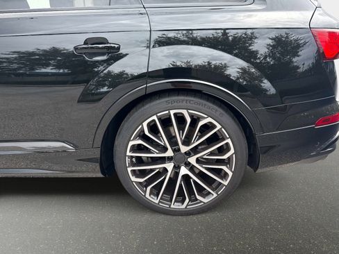 New 2026 Audi SQ7 Premium Plus AWD/4WD image 10