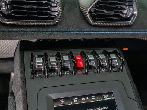 Used 2023 Lamborghini Huracan STO image 87
