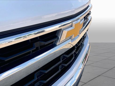 Used 2025 Chevrolet Silverado 1500 LT RWD image 30