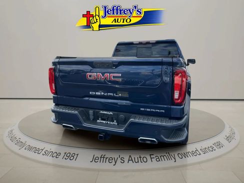 Used 2020 GMC Sierra 1500 Denali w/ Denali Ultimate Package AWD/4WD image 3