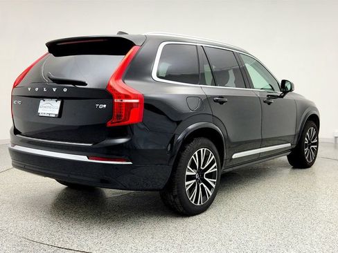 Used 2025 Volvo XC90 T8 Plus w/ Protection Package Premier image 4