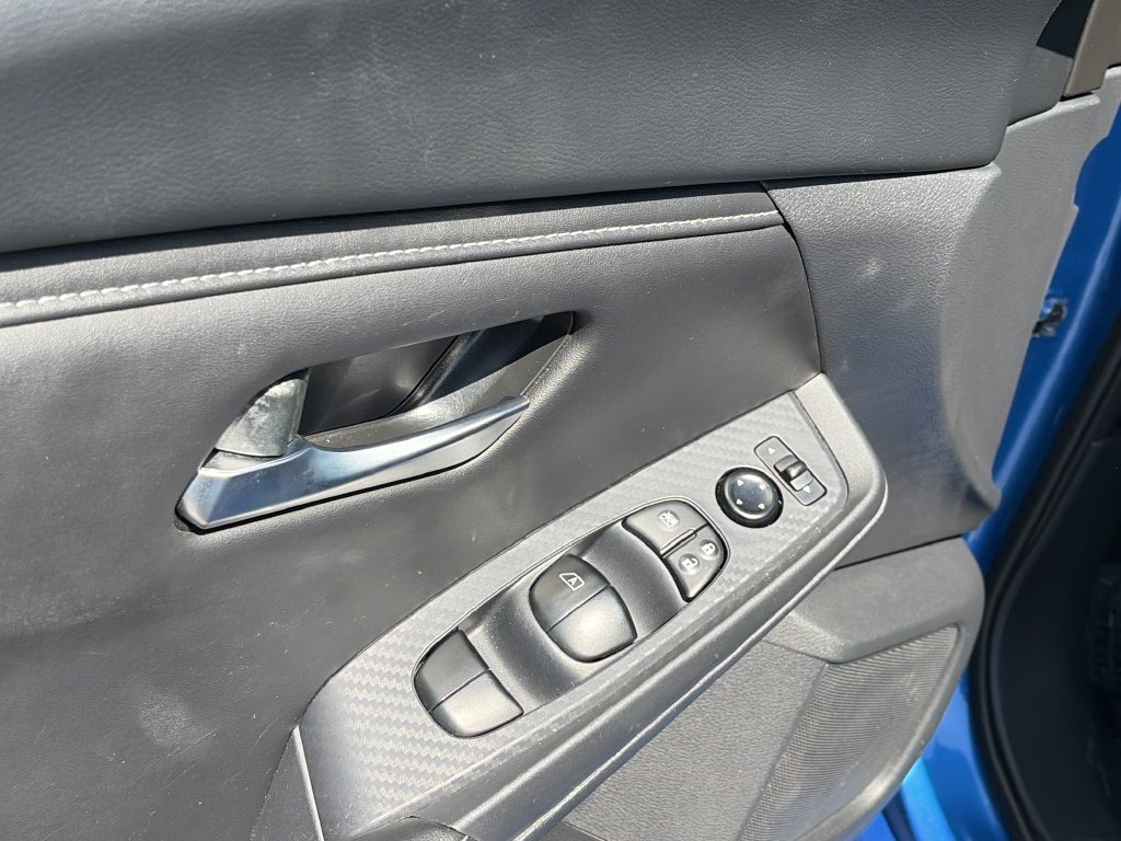 Used 2024 Nissan Sentra SV FWD image 15
