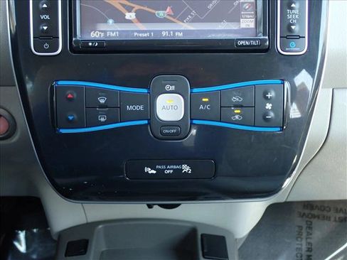 Used 2012 Nissan Leaf SL FWD image 18