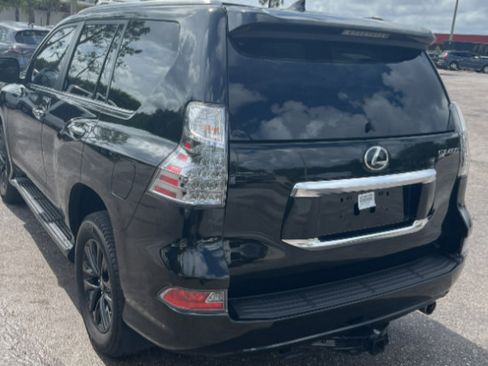 Used 2023 Lexus GX 460 Premium AWD/4WD image 3