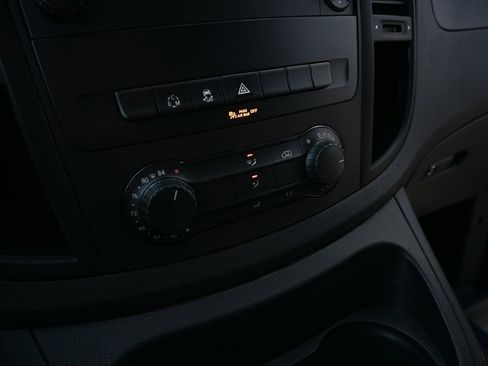 Used 2016 Mercedes-Benz Metris image 14