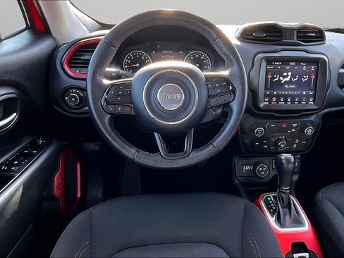 Used 2022 Jeep Renegade Trailhawk AWD/4WD image 5