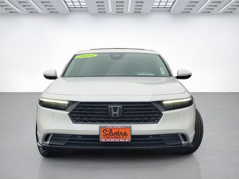 Used 2024 Honda Accord Touring image 2
