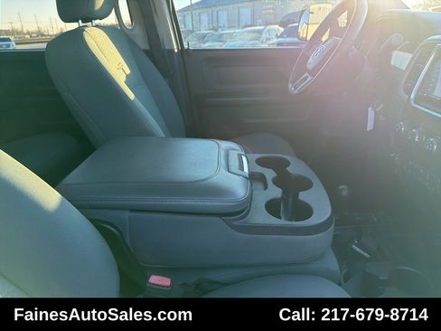 Used 2016 RAM 2500 Tradesman w/ Chrome Appearance Group image 90