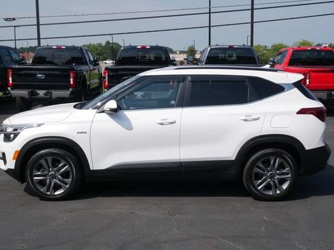 Used 2021 Kia Seltos S AWD/4WD image 7