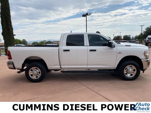 Used 2024 RAM 2500 Tradesman w/ Chrome Appearance Group image 10