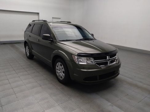 Used 2019 Dodge Journey SE image 13