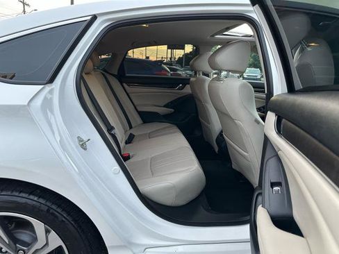 Used 2018 Honda Accord EX-L image 15