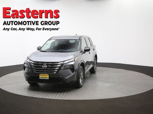 Used 2024 Nissan Rogue S AWD/4WD image 54