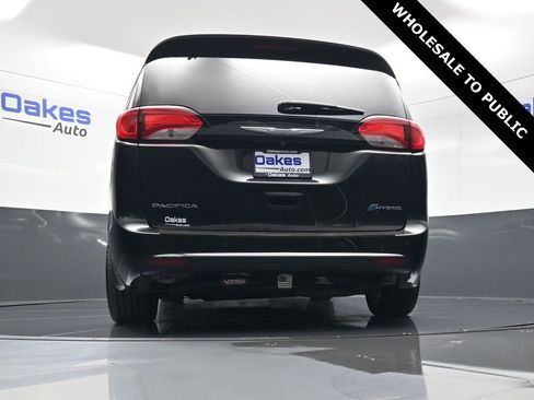 Used 2018 Chrysler Pacifica Limited w/ Advanced Safetytec Group image 45