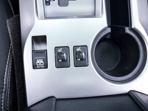 Used 2022 Toyota 4Runner SR5 Premium w/ Moonroof Package AWD/4WD image 30