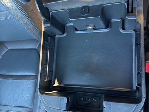 Used 2023 GMC Sierra 3500 Denali w/ Denali Ultimate Package image 26