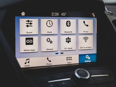 Used 2019 Ford Escape SE image 14