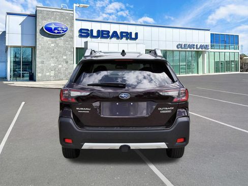 Certified 2025 Subaru Outback Touring AWD/4WD image 5