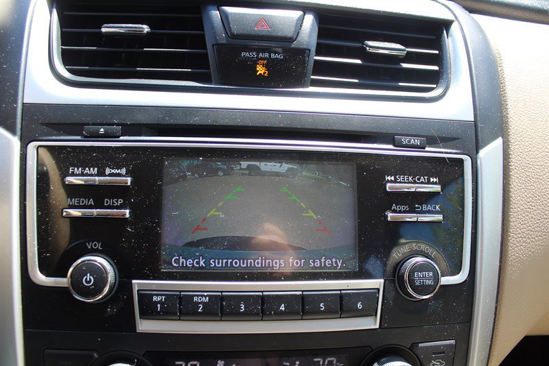 Used 2016 Nissan Altima 2.5 SV FWD image 10