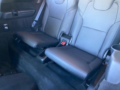Used 2020 Volvo XC90 T6 Momentum image 37