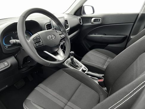 New 2025 Hyundai Venue SEL image 14
