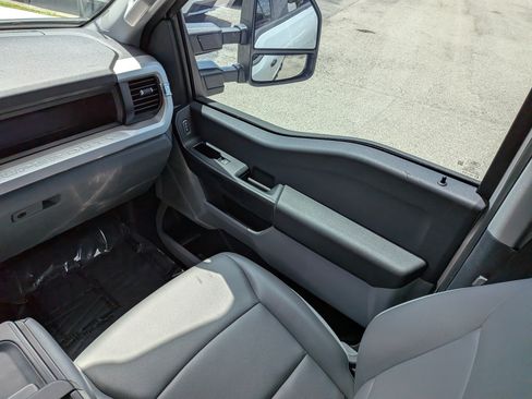 Used 2025 Ford F350 XL w/ XL Off-Road Package AWD/4WD image 18
