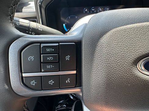 New 2026 Ford F250 Lariat w/ Black Appearance Package AWD/4WD image 23