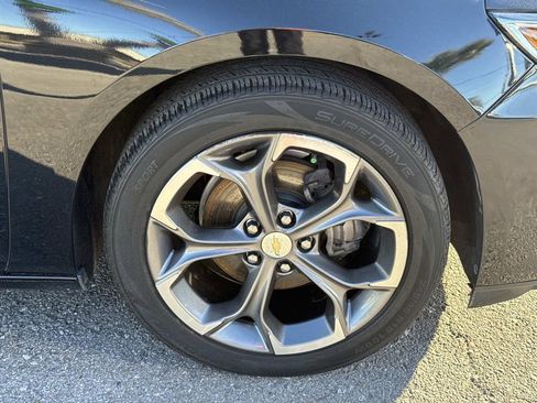 Certified 2023 Chevrolet Malibu LT image 4