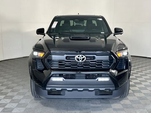 Used 2025 Toyota Tacoma TRD Sport w/ TRD Sport Premium Package RWD image 8