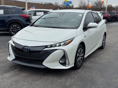 Used 2020 Toyota Prius Prime Limited image 8