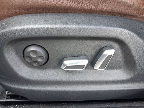 Used 2016 Audi Q3 2.0T Premium Plus FWD image 16