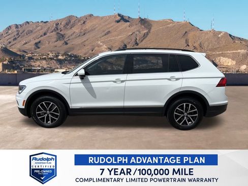 Used 2021 Volkswagen Tiguan SE w/ Panoramic Sunroof Package image 2
